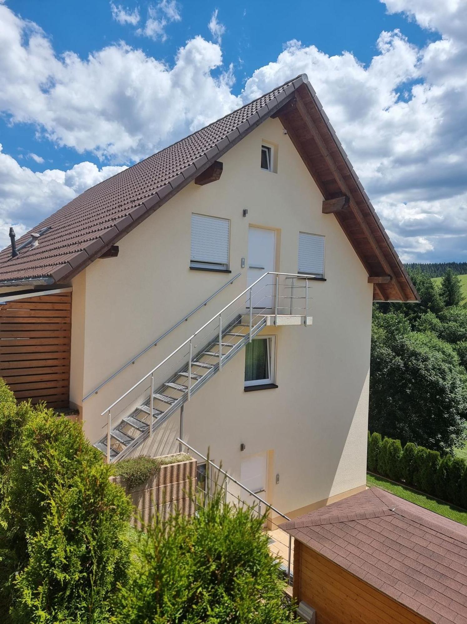 Ferienwohnung Am Bach Unterkirnach Ngoại thất bức ảnh